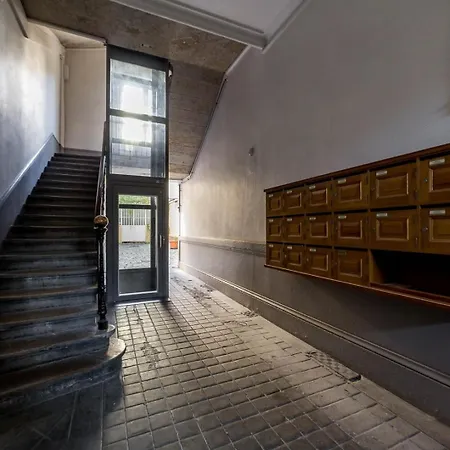 Calme Centre Ail Apartment